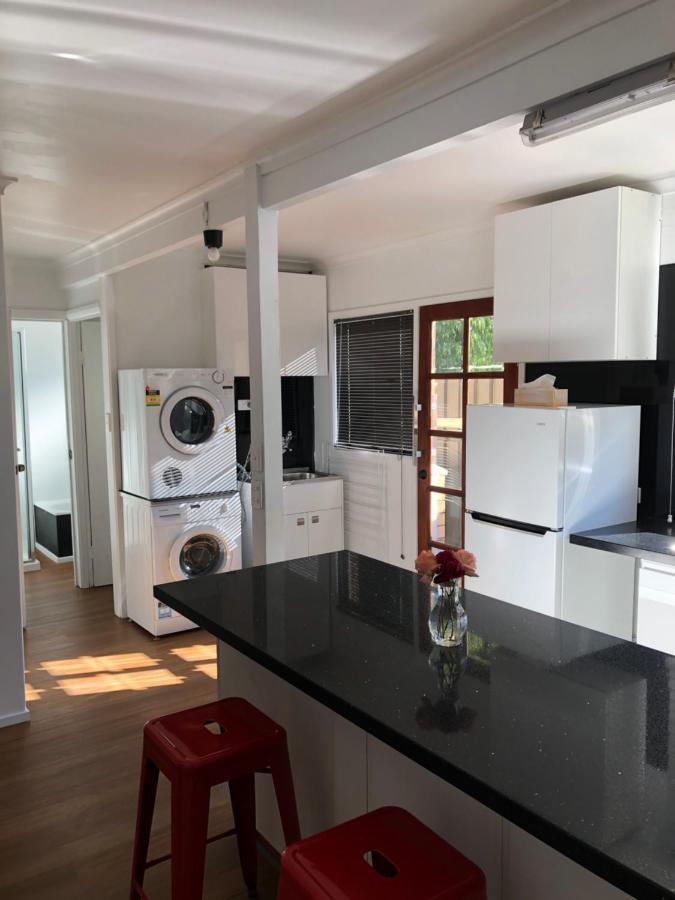 Kings Avenue Motel Saint Arnaud Экстерьер фото